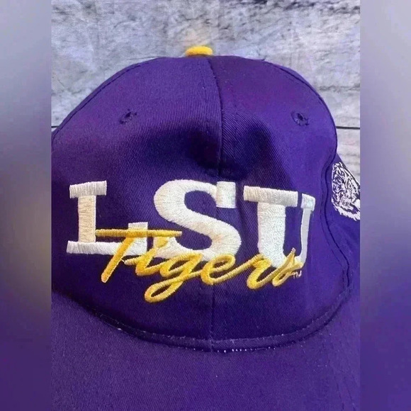 LSU Tigers College football vintage Hat - Picture 2 of 4